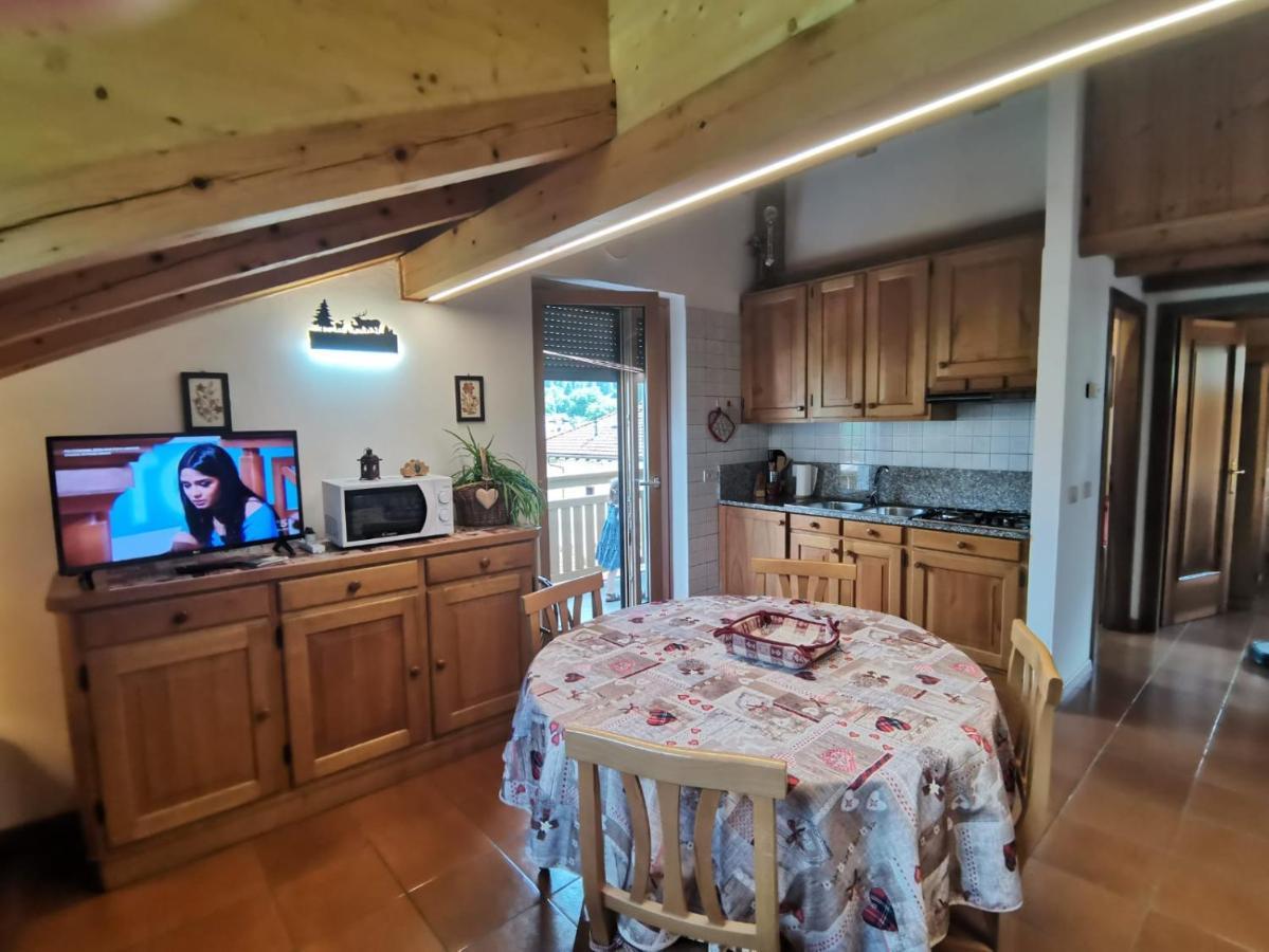 Mansarda A Carciato, Trilocale In Montagna Διαμέρισμα Dimaro Εξωτερικό φωτογραφία